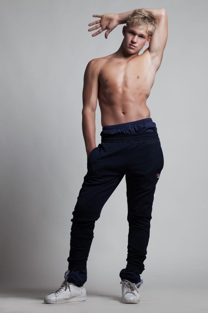 NEW FACES Landon Price by Brent Chua NEW FACES Landon Price by Brent Chua Vanity Teen 虚荣青年 Lifestyle & new faces magazine