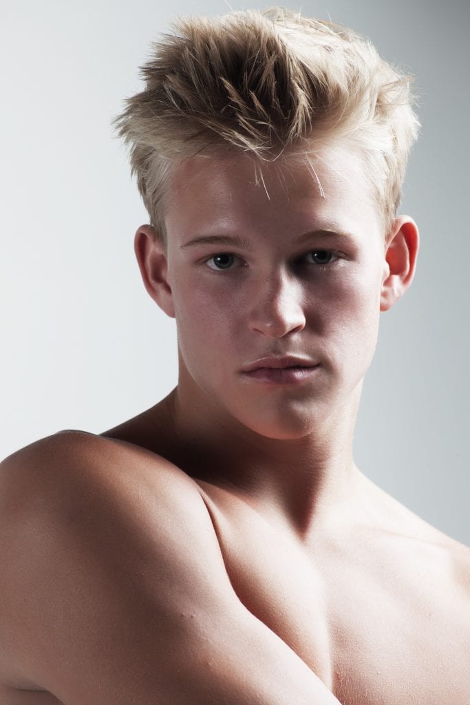 NEW FACES Landon Price by Brent Chua NEW FACES Landon Price by Brent Chua Vanity Teen 虚荣青年 Lifestyle & new faces magazine