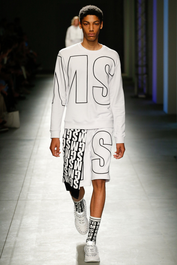 MSGM S/S 2018 MSGM S/S 2018 Vanity Teen 虚荣青年 Lifestyle & new faces magazine