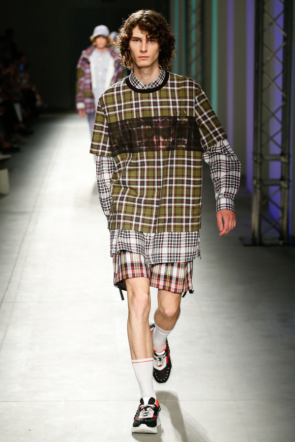 MSGM S/S 2018 MSGM S/S 2018 Vanity Teen 虚荣青年 Lifestyle & new faces magazine