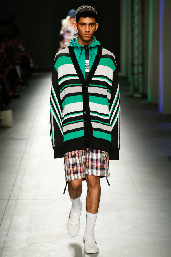 MSGM S/S 2018 MSGM S/S 2018 Vanity Teen 虚荣青年 Lifestyle & new faces magazine