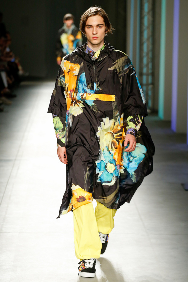 MSGM S/S 2018 MSGM S/S 2018 Vanity Teen 虚荣青年 Lifestyle & new faces magazine