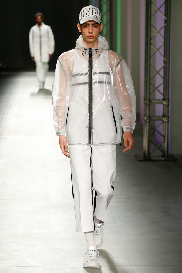 MSGM S/S 2018 MSGM S/S 2018 Vanity Teen 虚荣青年 Lifestyle & new faces magazine