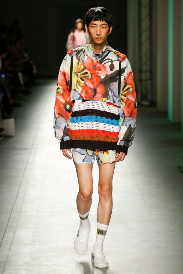 MSGM S/S 2018 MSGM S/S 2018 Vanity Teen 虚荣青年 Lifestyle & new faces magazine