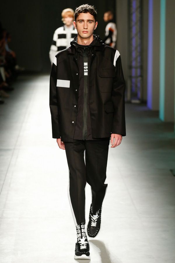 MSGM S/S 2018 MSGM S/S 2018 Vanity Teen 虚荣青年 Lifestyle & new faces magazine