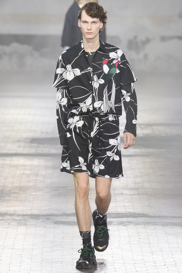 No. 21 S/S 2018 No. 21 S/S 2018 Vanity Teen 虚荣青年 Lifestyle & new faces magazine