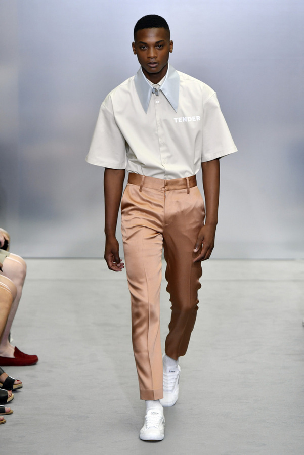 Sean Suen S/S 2018 Sean Suen S/S 2018 Vanity Teen 虚荣青年 Lifestyle & new faces magazine