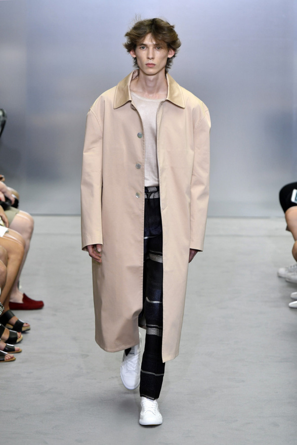 Sean Suen S/S 2018 Sean Suen S/S 2018 Vanity Teen 虚荣青年 Lifestyle & new faces magazine