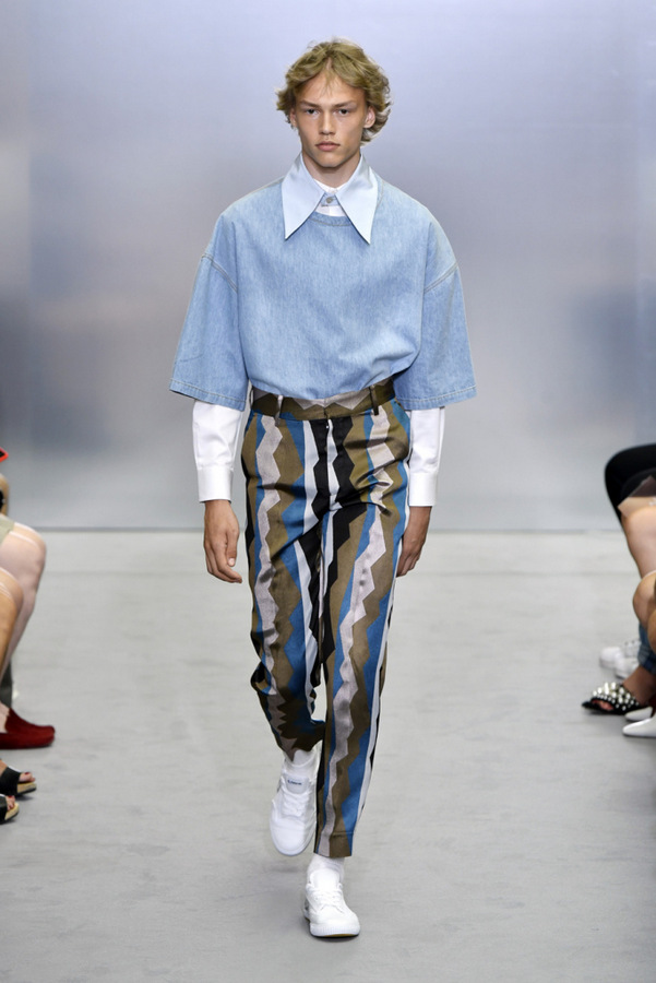 Sean Suen S/S 2018 Sean Suen S/S 2018 Vanity Teen 虚荣青年 Lifestyle & new faces magazine