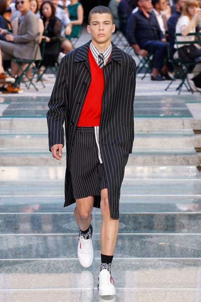 Versace S/S 2018 Versace S/S 2018 Vanity Teen 虚荣青年 Lifestyle & new faces magazine