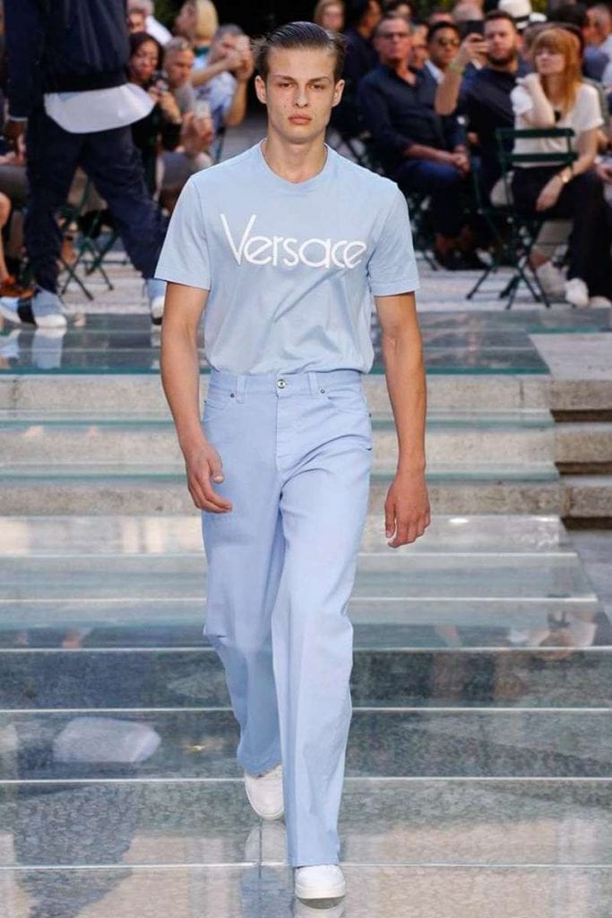 Versace S/S 2018 Versace S/S 2018 Vanity Teen 虚荣青年 Lifestyle & new faces magazine