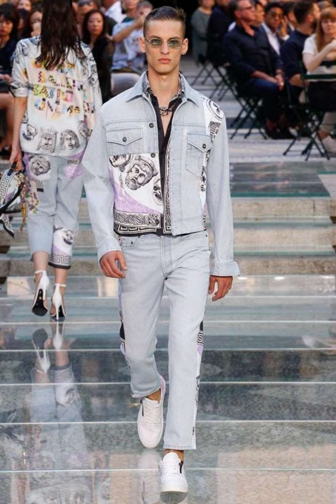 Versace S/S 2018 Versace S/S 2018 Vanity Teen 虚荣青年 Lifestyle & new faces magazine