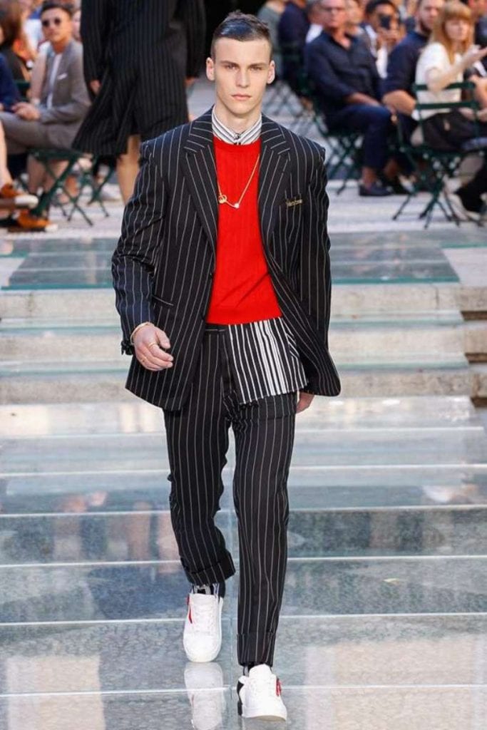 Versace S/S 2018 Versace S/S 2018 Vanity Teen 虚荣青年 Lifestyle & new faces magazine