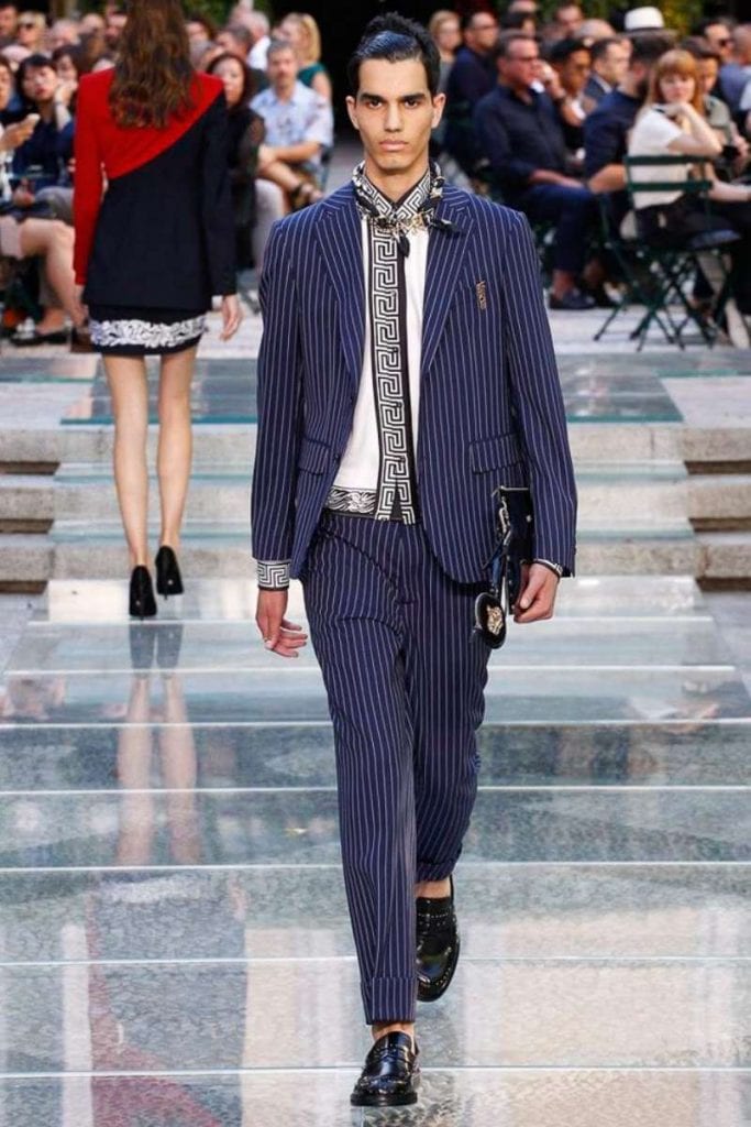 Versace S/S 2018 Versace S/S 2018 Vanity Teen 虚荣青年 Lifestyle & new faces magazine