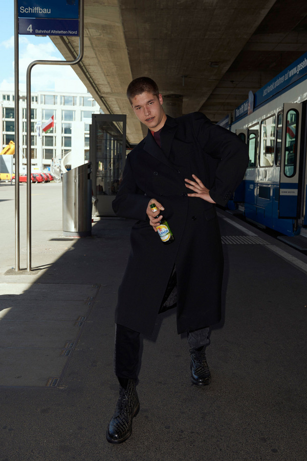 Vetements S/S 2018 Vetements S/S 2018 Vanity Teen 虚荣青年