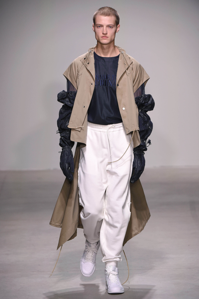 Feng Chen Wang S/S 2018 Feng Chen Wang S/S 2018 Vanity Teen 虚荣青年 Lifestyle & new faces magazine