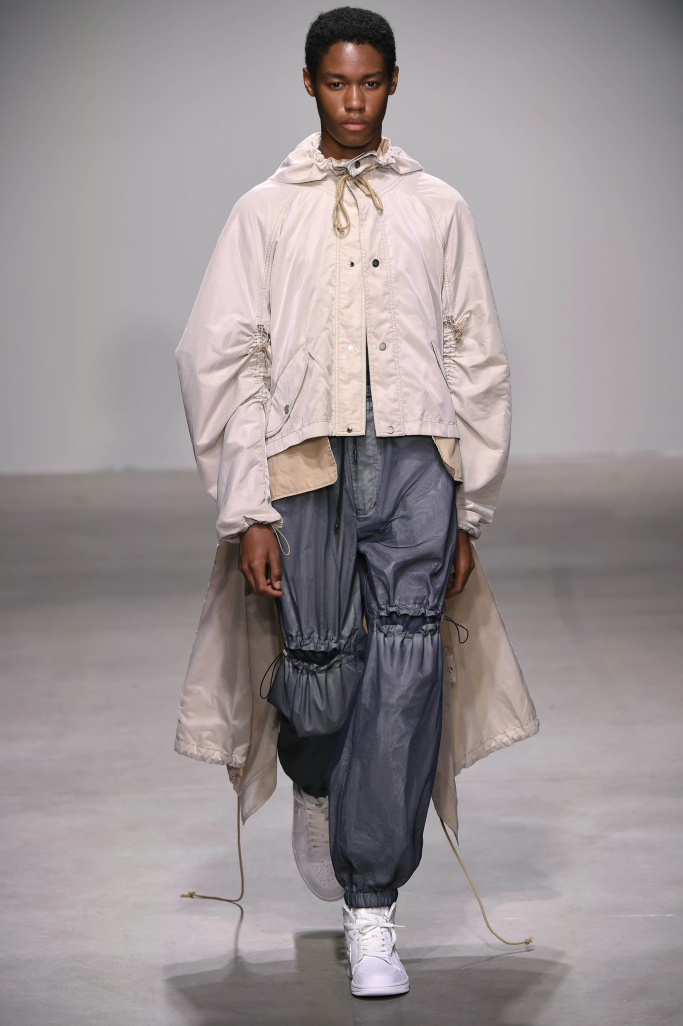 Feng Chen Wang S/S 2018 Feng Chen Wang S/S 2018 Vanity Teen 虚荣青年 Lifestyle & new faces magazine