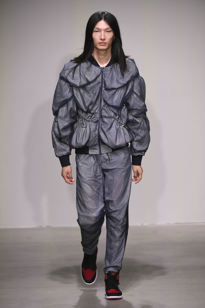 Feng Chen Wang S/S 2018 Feng Chen Wang S/S 2018 Vanity Teen 虚荣青年 Lifestyle & new faces magazine