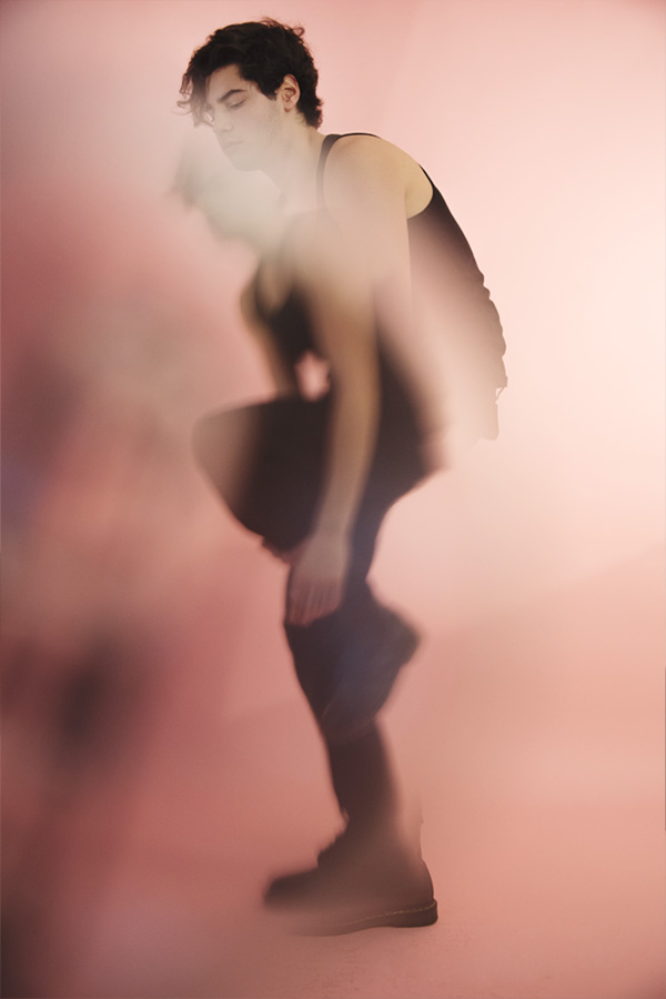 NEW FACES Lorenzo Gutierrez by Roger Vekstein NEW FACES Lorenzo Gutierrez by Roger Vekstein Vanity Teen 虚荣青年 Lifestyle & new faces magazine