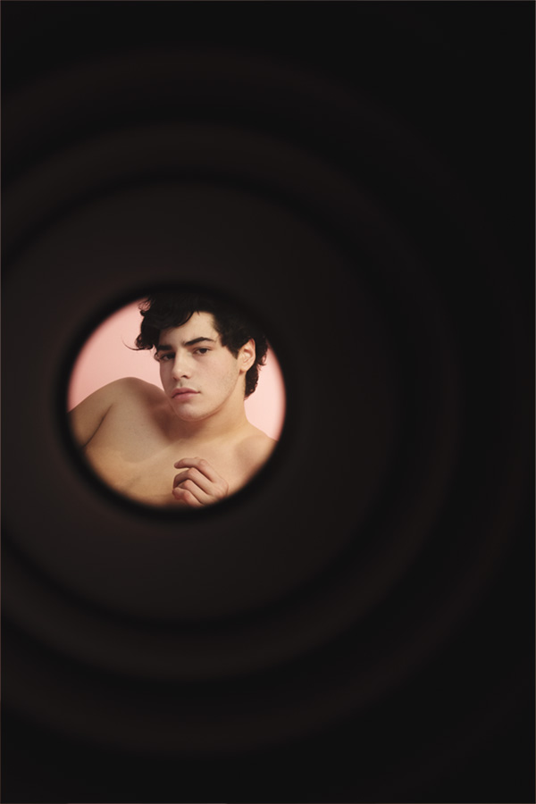 NEW FACES Lorenzo Gutierrez by Roger Vekstein NEW FACES Lorenzo Gutierrez by Roger Vekstein Vanity Teen 虚荣青年 Lifestyle & new faces magazine