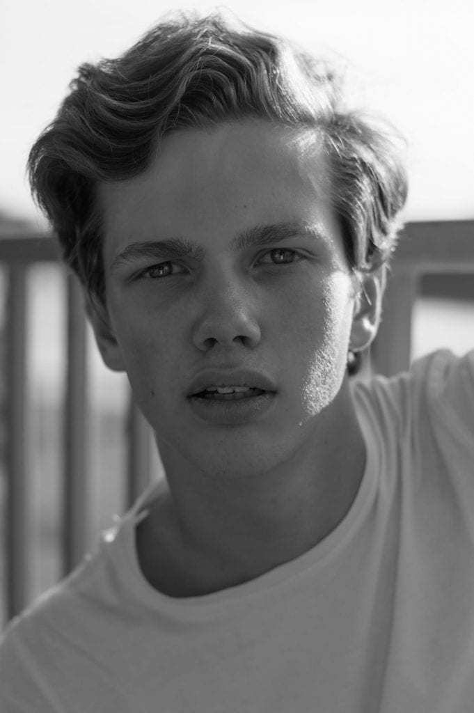 NEW FACES Lucas Ribeiro by Penn Lingris NEW FACES Lucas Ribeiro by Penn Lingris Vanity Teen 虚荣青年 Lifestyle & new faces magazine