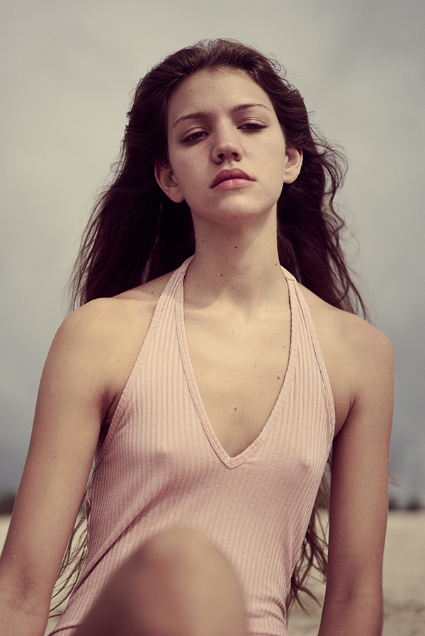 NEW FACES Marina Martin by Yana Uvarova NEW FACES Marina Martin by Yana Uvarova Vanity Teen 虚荣青年 Lifestyle & new faces magazine