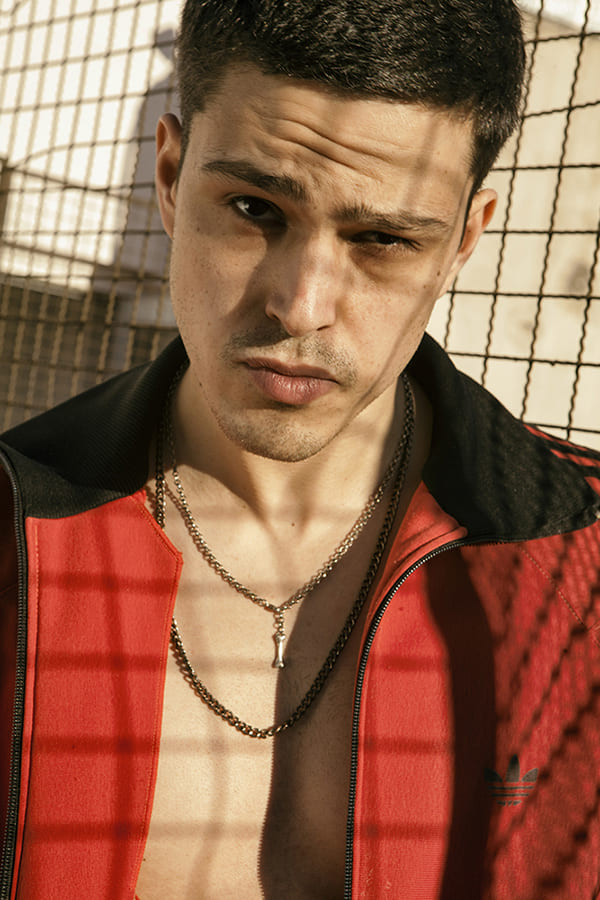 New Kids On The Rooftop by Diego Roldan New Kids On The Rooftop by Diego Roldan Vanity Teen 虚荣青年 Lifestyle & new faces magazine