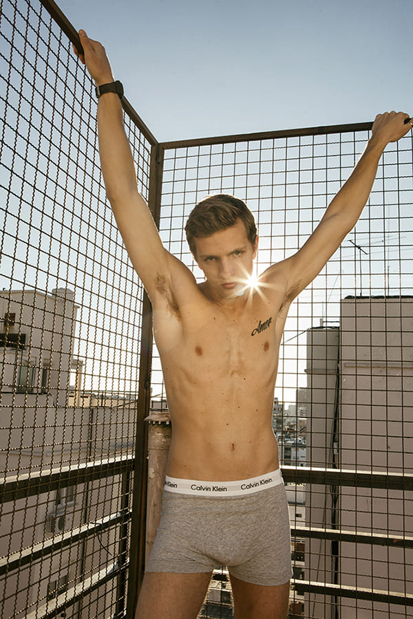 New Kids On The Rooftop by Diego Roldan New Kids On The Rooftop by Diego Roldan Vanity Teen 虚荣青年 Lifestyle & new faces magazine