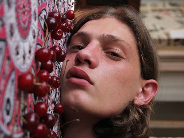 Vakho Kedeladze by Sasha Chaika Vakho Kedeladze by Sasha Chaika Vanity Teen 虚荣青年 Lifestyle & new faces magazine