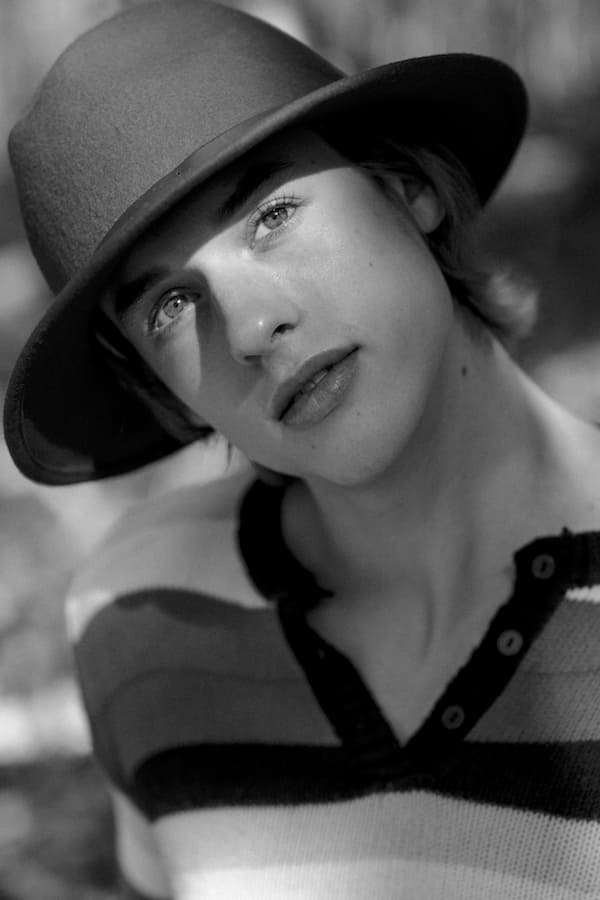 Gray Eberley by David Macke Gray Eberley by David Macke Vanity Teen 虚荣青年 Lifestyle & new faces magazine