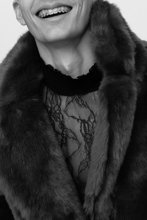 Manu Villasante by Juanchy García Manu Villasante by Juanchy García Vanity Teen 虚荣青年 Lifestyle & new faces magazine