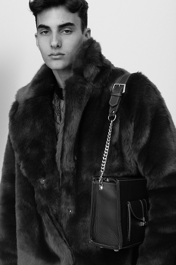 Manu Villasante by Juanchy García Manu Villasante by Juanchy García Vanity Teen 虚荣青年 Lifestyle & new faces magazine