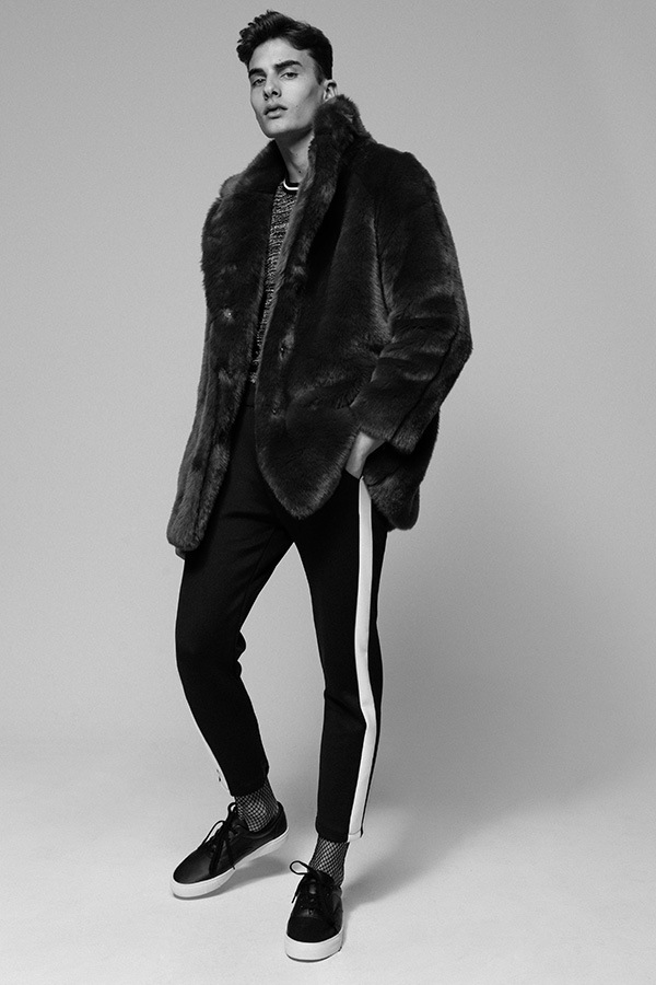 Manu Villasante by Juanchy García Manu Villasante by Juanchy García Vanity Teen 虚荣青年 Lifestyle & new faces magazine