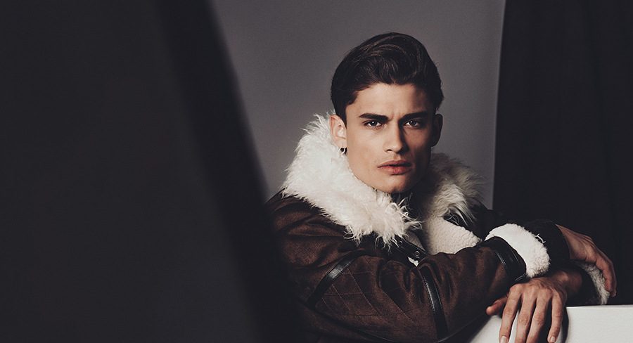 Mike Gioia by Erik Carter Mike Gioia by Erik Carter Vanity Teen 虚荣青年 Lifestyle & new faces magazine