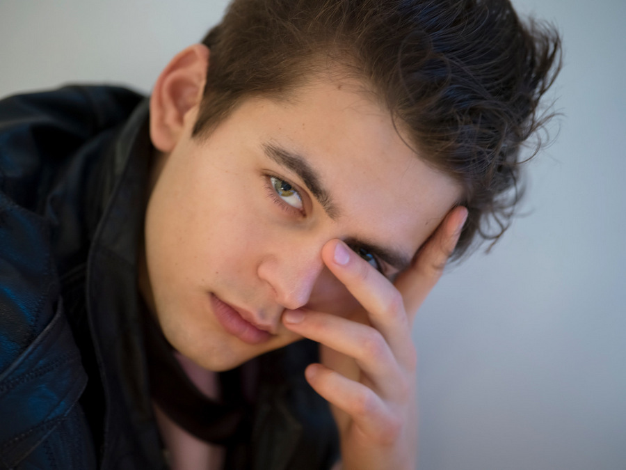 May Life’s Simple Pleasures Be Yours in Good Measure by David Macke May Life’s Simple Pleasures Be Yours in Good Measure by David Macke Vanity Teen 虚荣青年 Lifestyle & new faces magazine