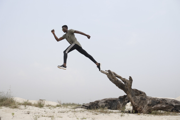 Uncontrolled Moves by Ofure Ighalo Uncontrolled Moves by Ofure Ighalo Vanity Teen 虚荣青年 Lifestyle & new faces magazine