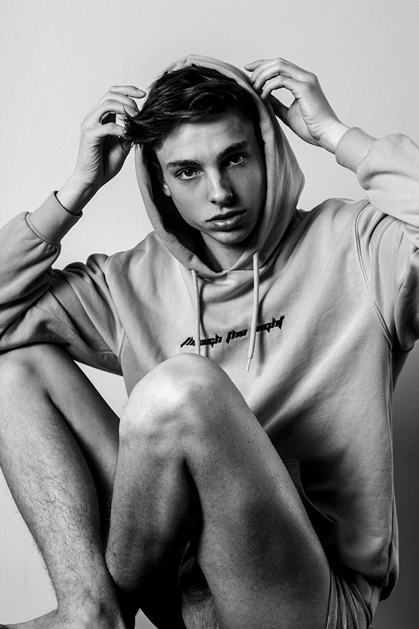 NEW FACES Johannes F. by Richard Kranzin NEW FACES Johannes F. by Richard Kranzin Vanity Teen 虚荣青年 Lifestyle & new faces magazine