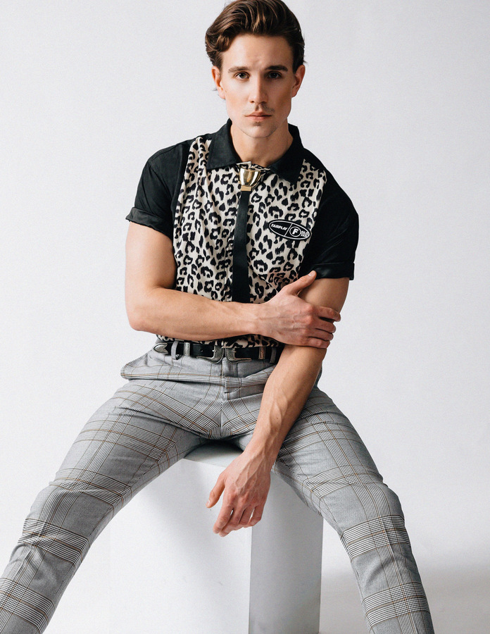 Suavecito by Jian Von Esmane Suavecito by Jian Von Esmane Vanity Teen 虚荣青年 Lifestyle & new faces magazine