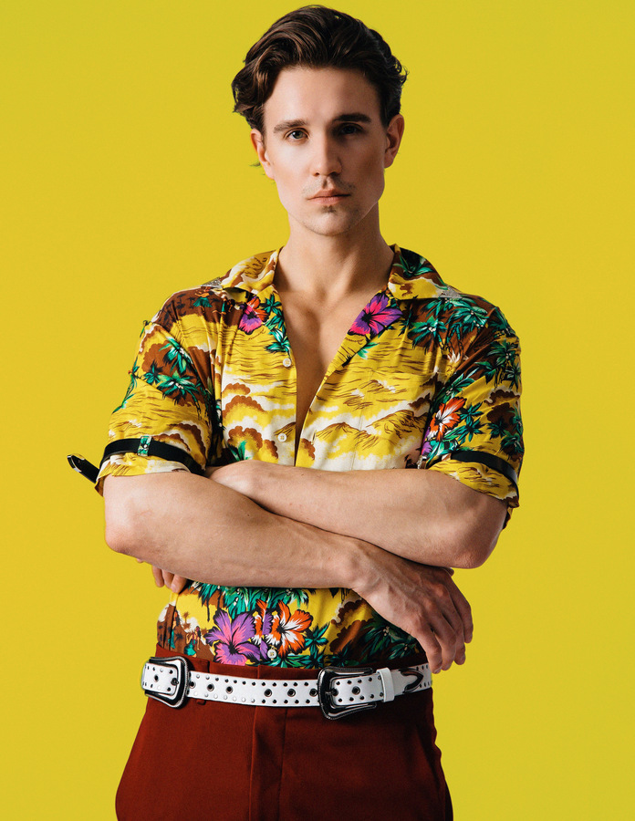 Suavecito by Jian Von Esmane Suavecito by Jian Von Esmane Vanity Teen 虚荣青年 Lifestyle & new faces magazine