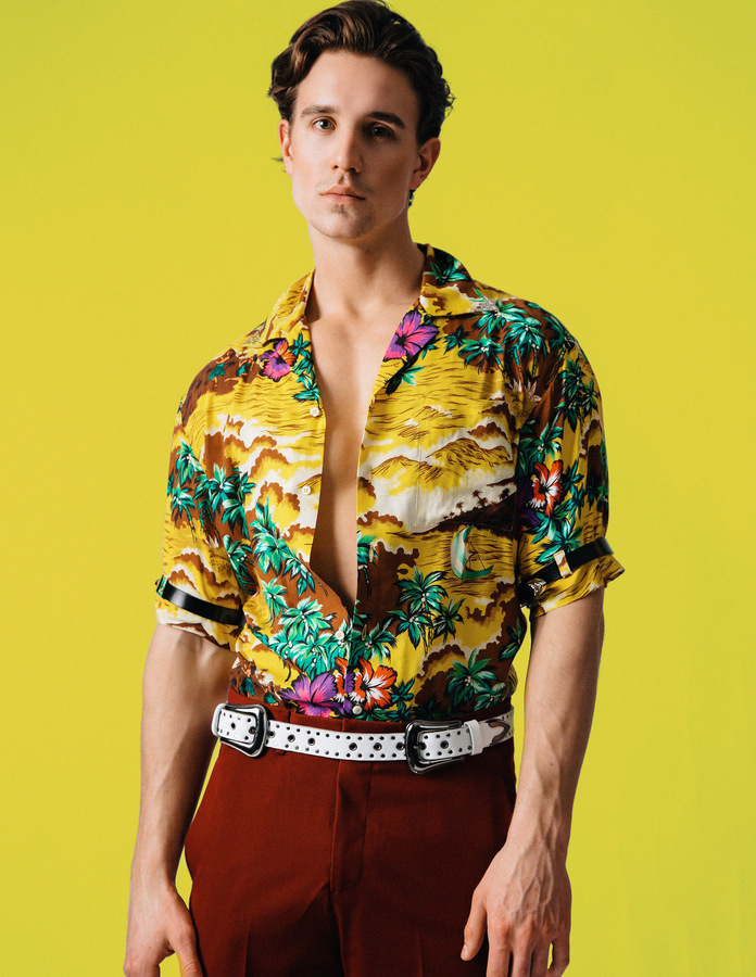 Suavecito by Jian Von Esmane Suavecito by Jian Von Esmane Vanity Teen 虚荣青年 Lifestyle & new faces magazine