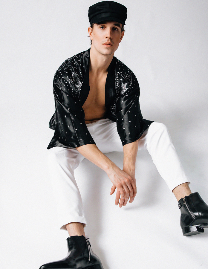 Suavecito by Jian Von Esmane Suavecito by Jian Von Esmane Vanity Teen 虚荣青年 Lifestyle & new faces magazine