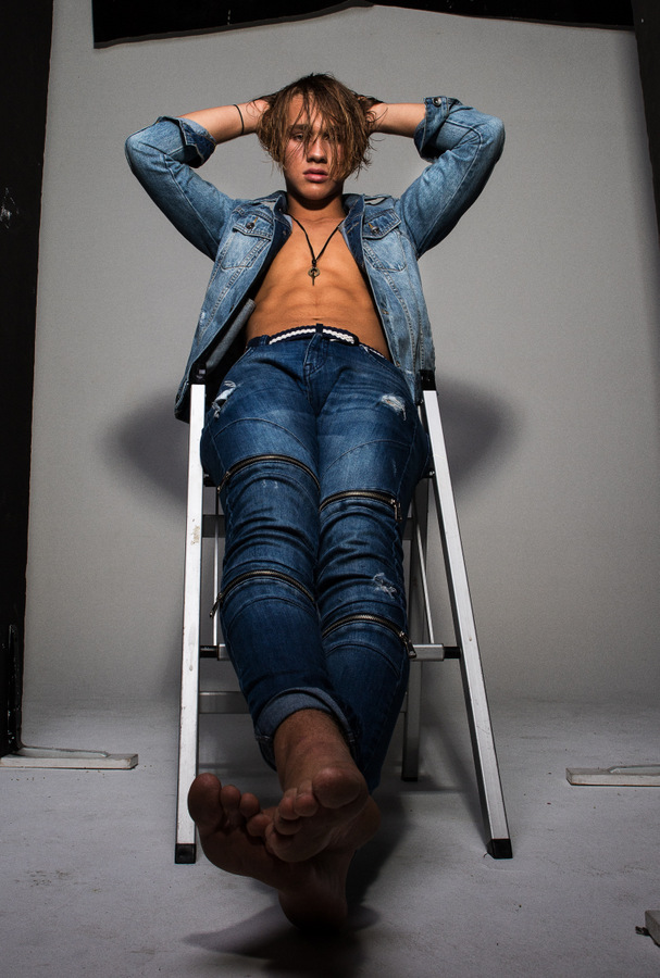 Charlie Di Stefano by Michelle Lancaster Charlie Di Stefano by Michelle Lancaster Vanity Teen 虚荣青年 Lifestyle & new faces magazine