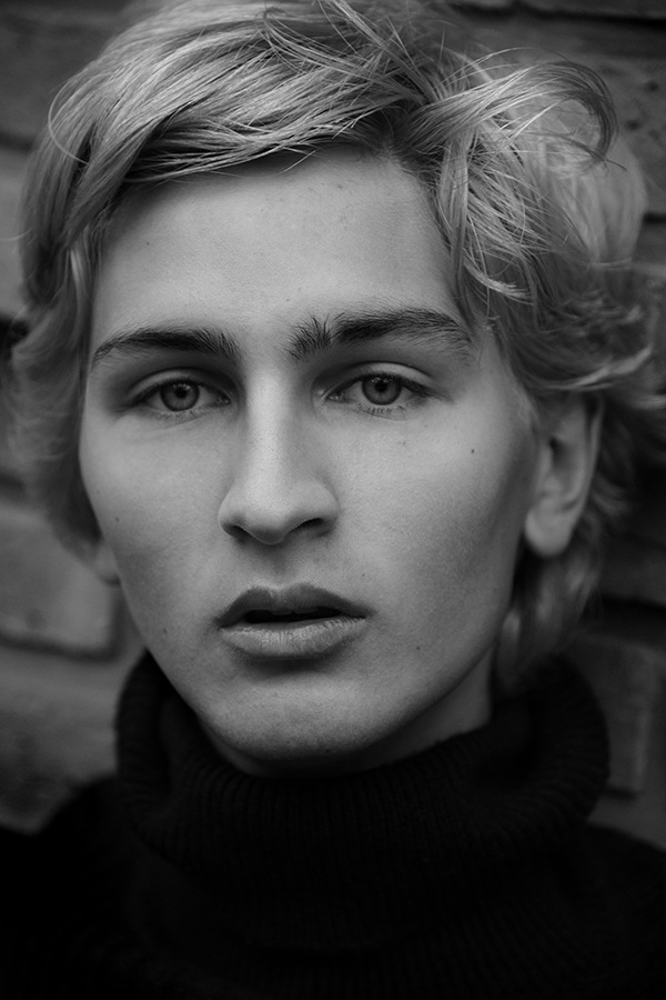 Orange Is The New Black by Santiago Moreno Orange Is The New Black by Santiago Moreno Vanity Teen 虚荣青年 Lifestyle & new faces magazine