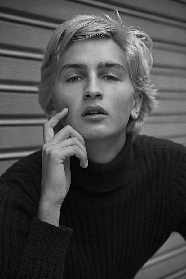 Orange Is The New Black by Santiago Moreno Orange Is The New Black by Santiago Moreno Vanity Teen 虚荣青年 Lifestyle & new faces magazine