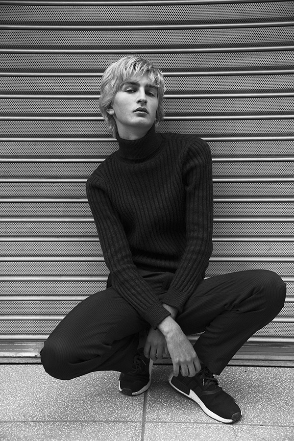 Orange Is The New Black by Santiago Moreno Orange Is The New Black by Santiago Moreno Vanity Teen 虚荣青年 Lifestyle & new faces magazine