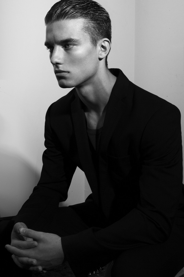 Patrick & Susana by Matheos Allatsatianos Patrick & Susana by Matheos Allatsatianos Vanity Teen 虚荣青年 Lifestyle & new faces magazine