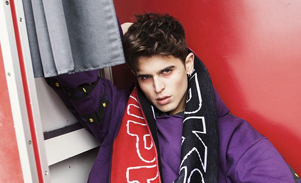 At Warschauer str by Sam Lee Vanity Teen 虚荣青年 Lifestyle & new faces magazine At Warschauer str by Sam Lee At Warschauer str by Sam Lee Vanity Teen 虚荣青年 Lifestyle & new faces magazine