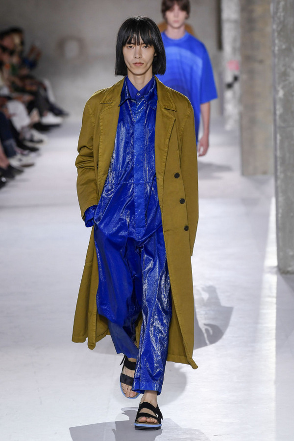 Dries Van Noten S/S 2019 Dries Van Noten S/S 2019 Vanity Teen 虚荣青年 Lifestyle & new faces magazine