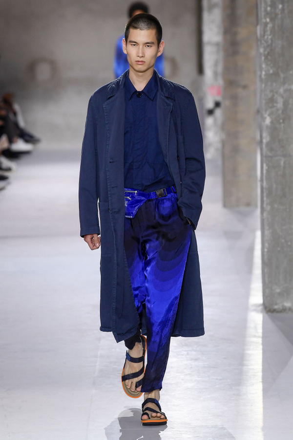 Dries Van Noten S/S 2019 Dries Van Noten S/S 2019 Vanity Teen 虚荣青年 Lifestyle & new faces magazine