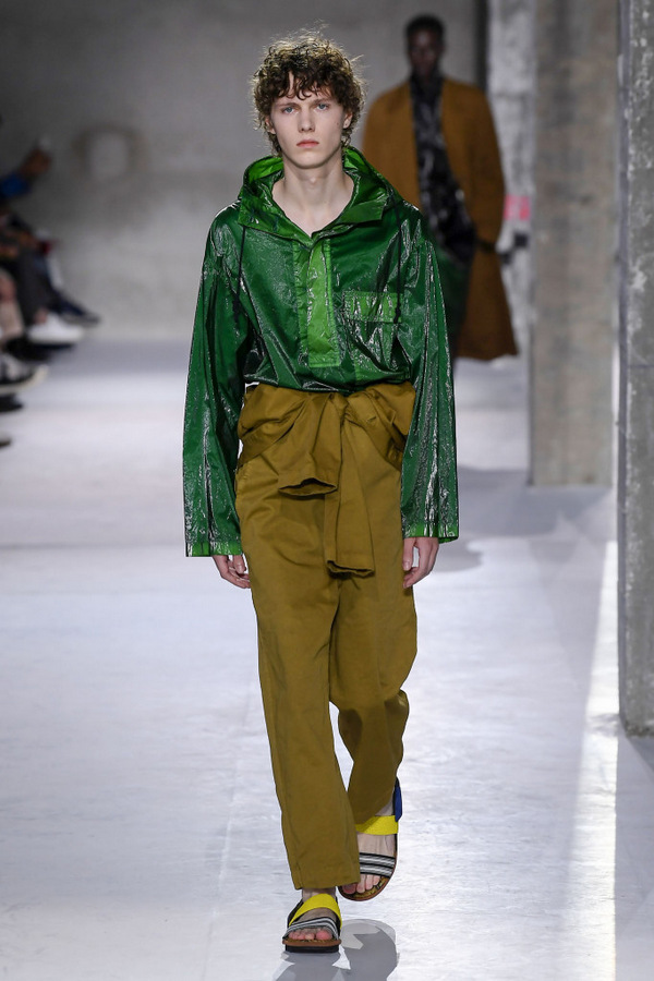 Dries Van Noten S/S 2019 Dries Van Noten S/S 2019 Vanity Teen 虚荣青年 Lifestyle & new faces magazine